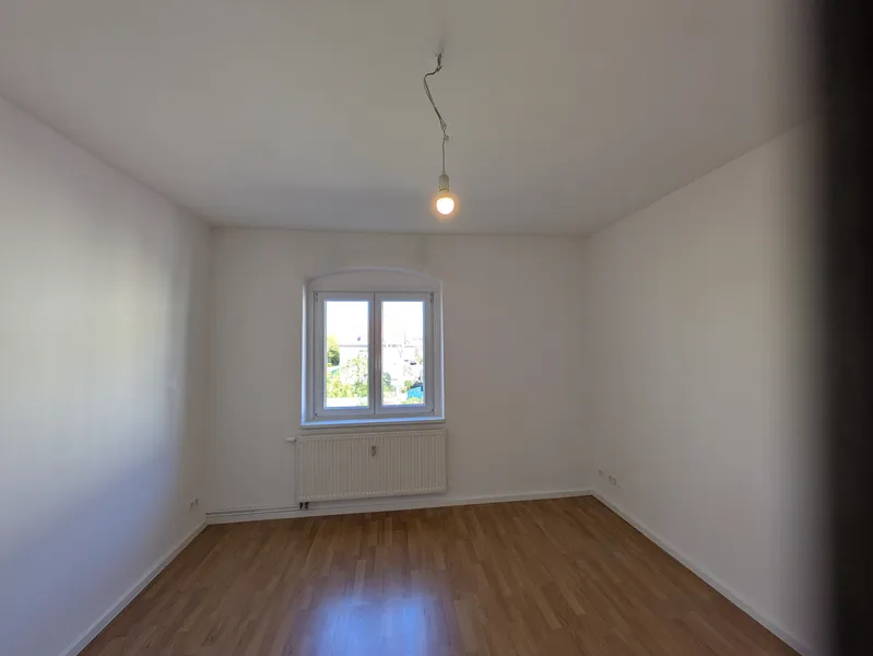 Schönes Single Apartment mit Balkon im Herzen von Weißensee zum wohlfühlen — photo 1